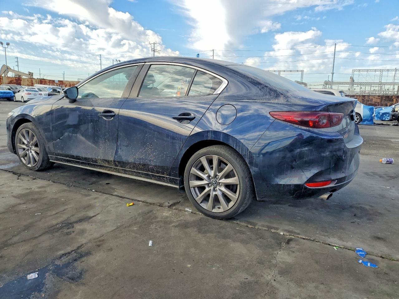 2021 Mazda 3 Select - Фото 2