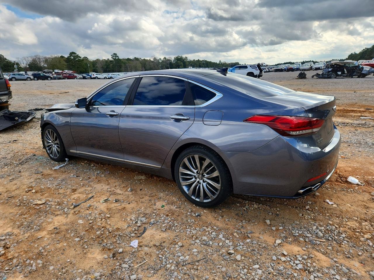 2015 Hyundai Genesis 5.0L - Фото 2