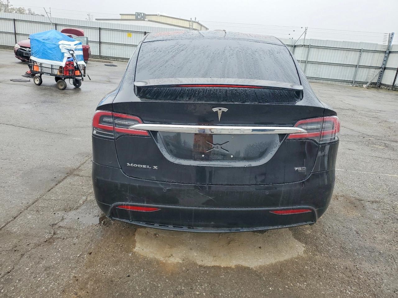 2017 Tesla Model X - Фото 6