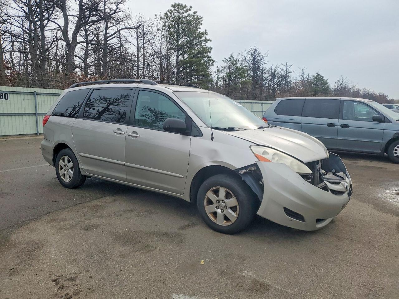 2006 Toyota Sienna Ce - Фото 4