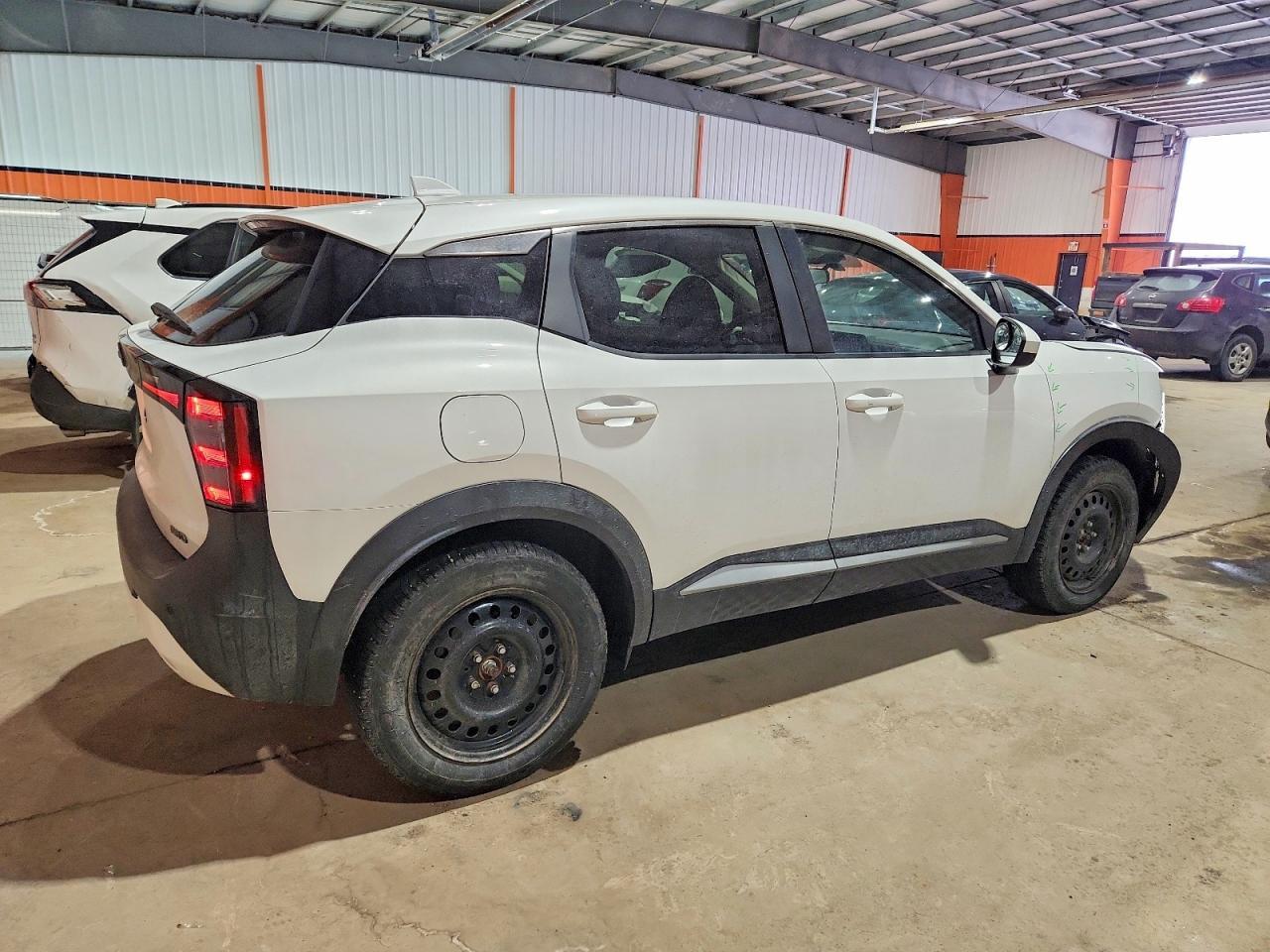 2025 Nissan Kicks Sv 4Dr Awd - Фото 3