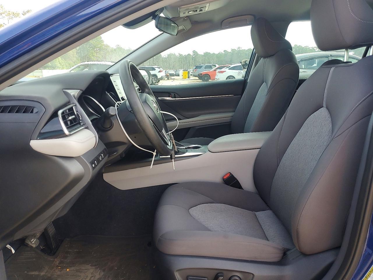 2023 Toyota Camry Le - Image 7