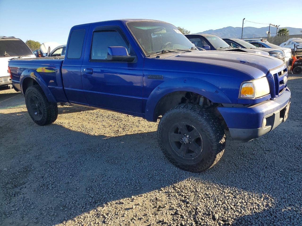 2006 Ford Ranger Super Cab - Image 4