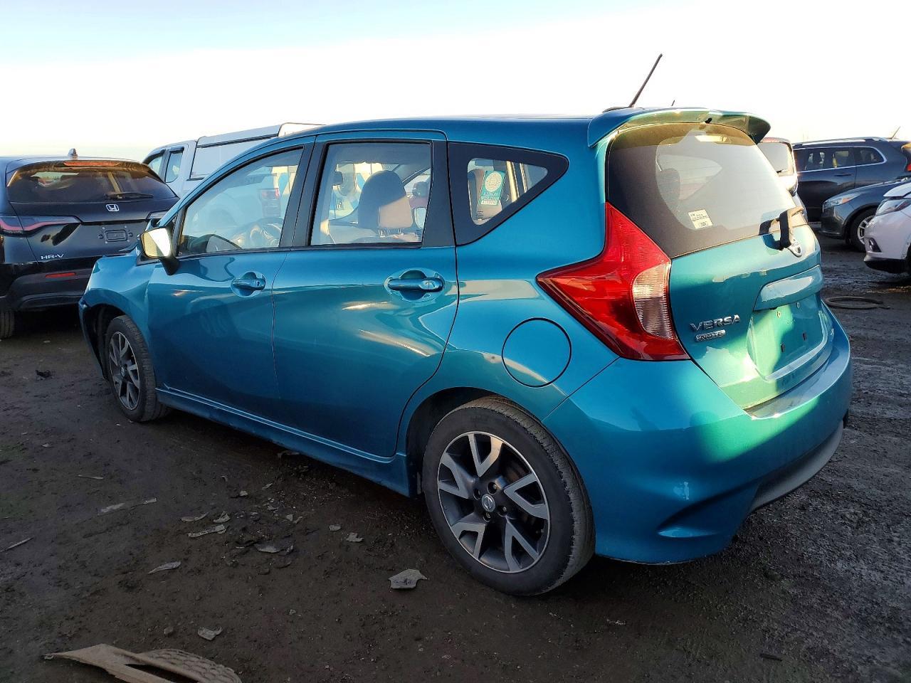 2015 Nissan Versa Note S - Фото 2