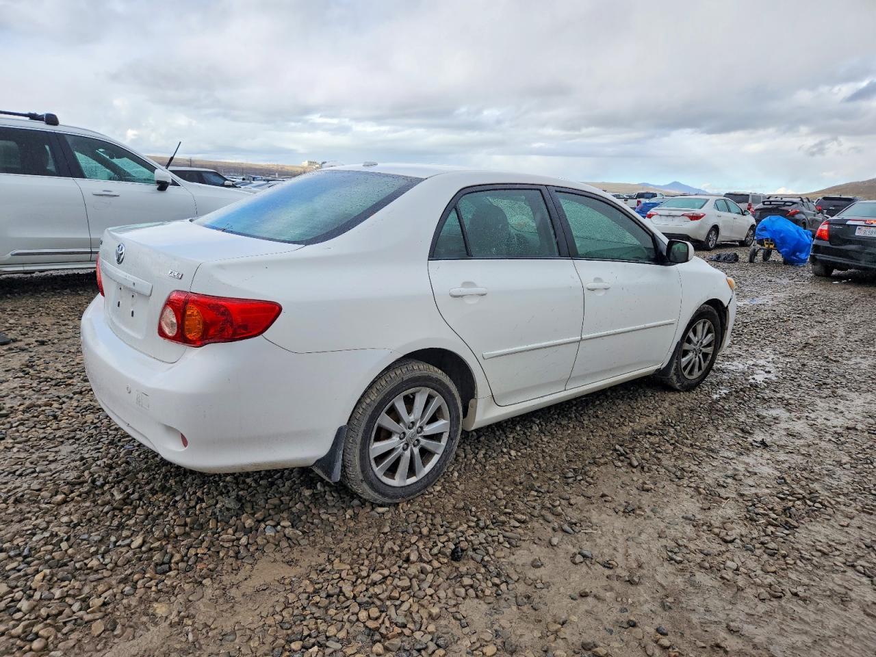 2010 Toyota Corolla Base - Фото 3