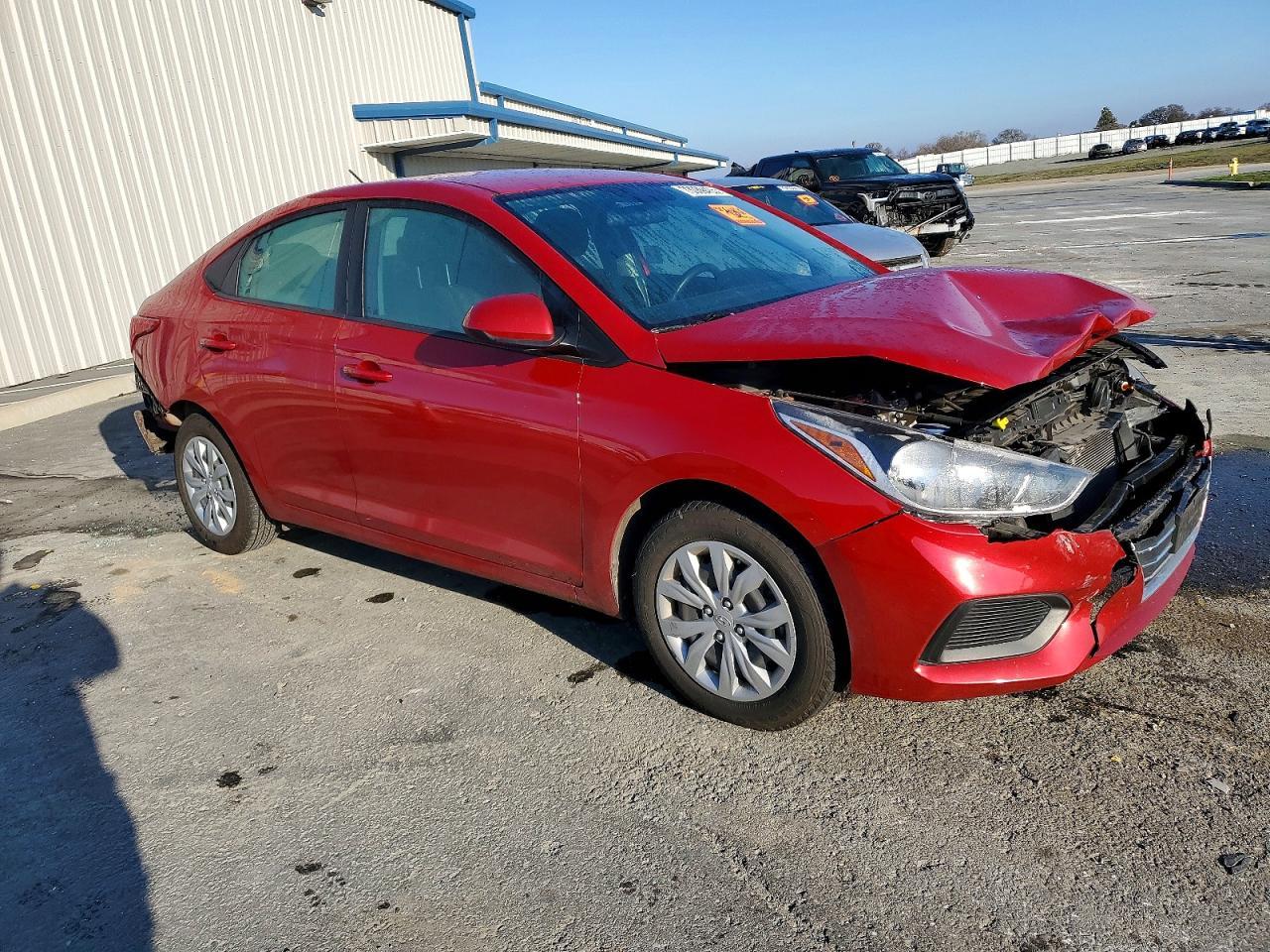 2022 Hyundai Accent Se - Фото 4