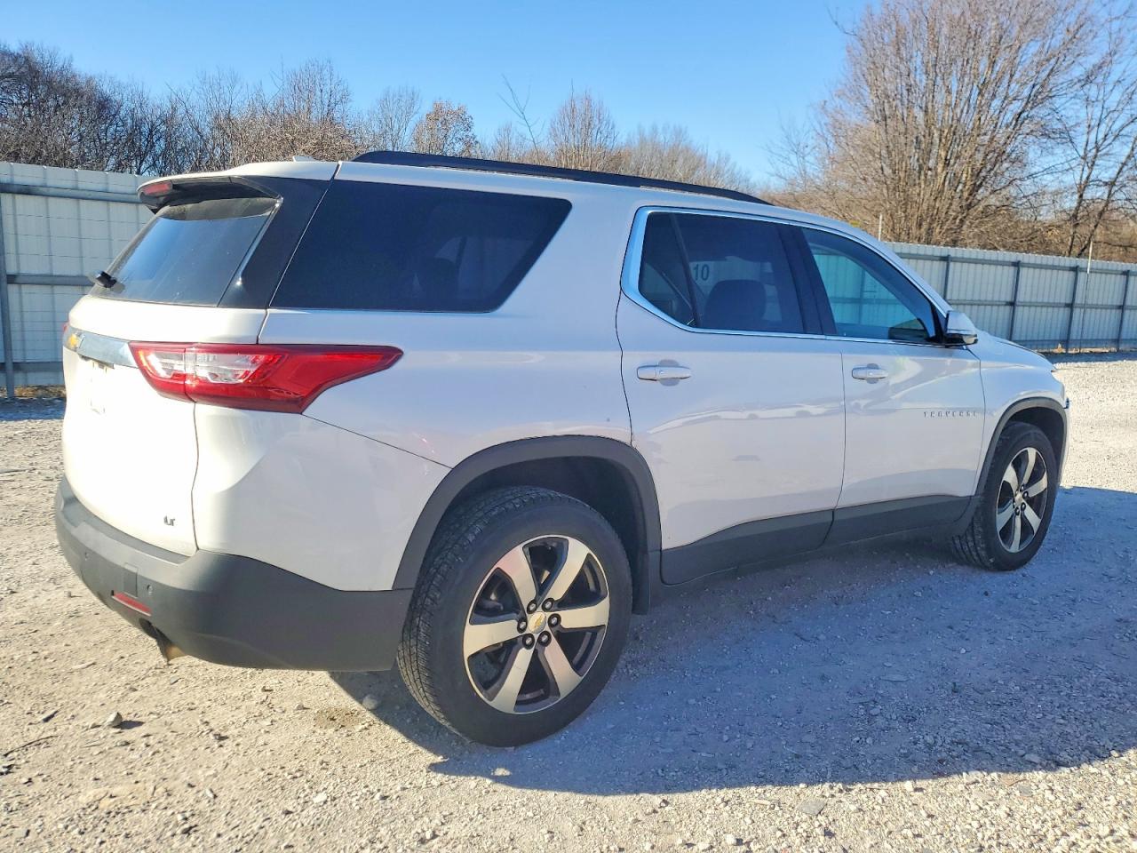 2019 Chevrolet Traverse Lt - Фото 3
