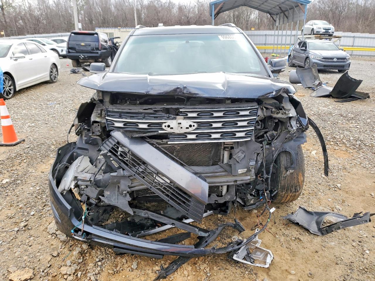 2017 Ford Explorer Xlt - Фото 5