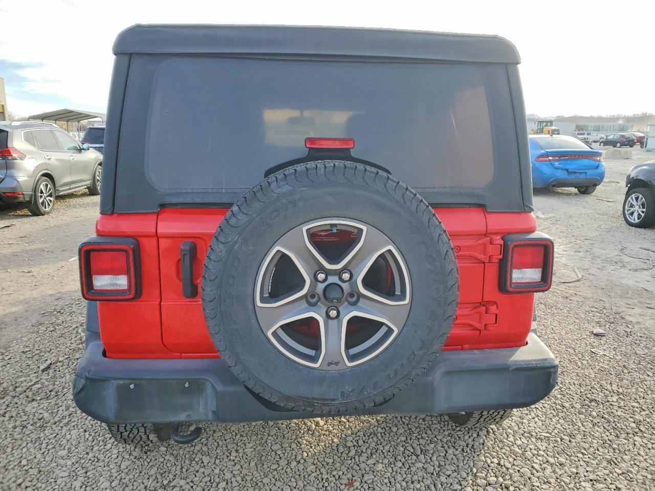 2022 Jeep Wrangler Unlimited Sport - Фото 6