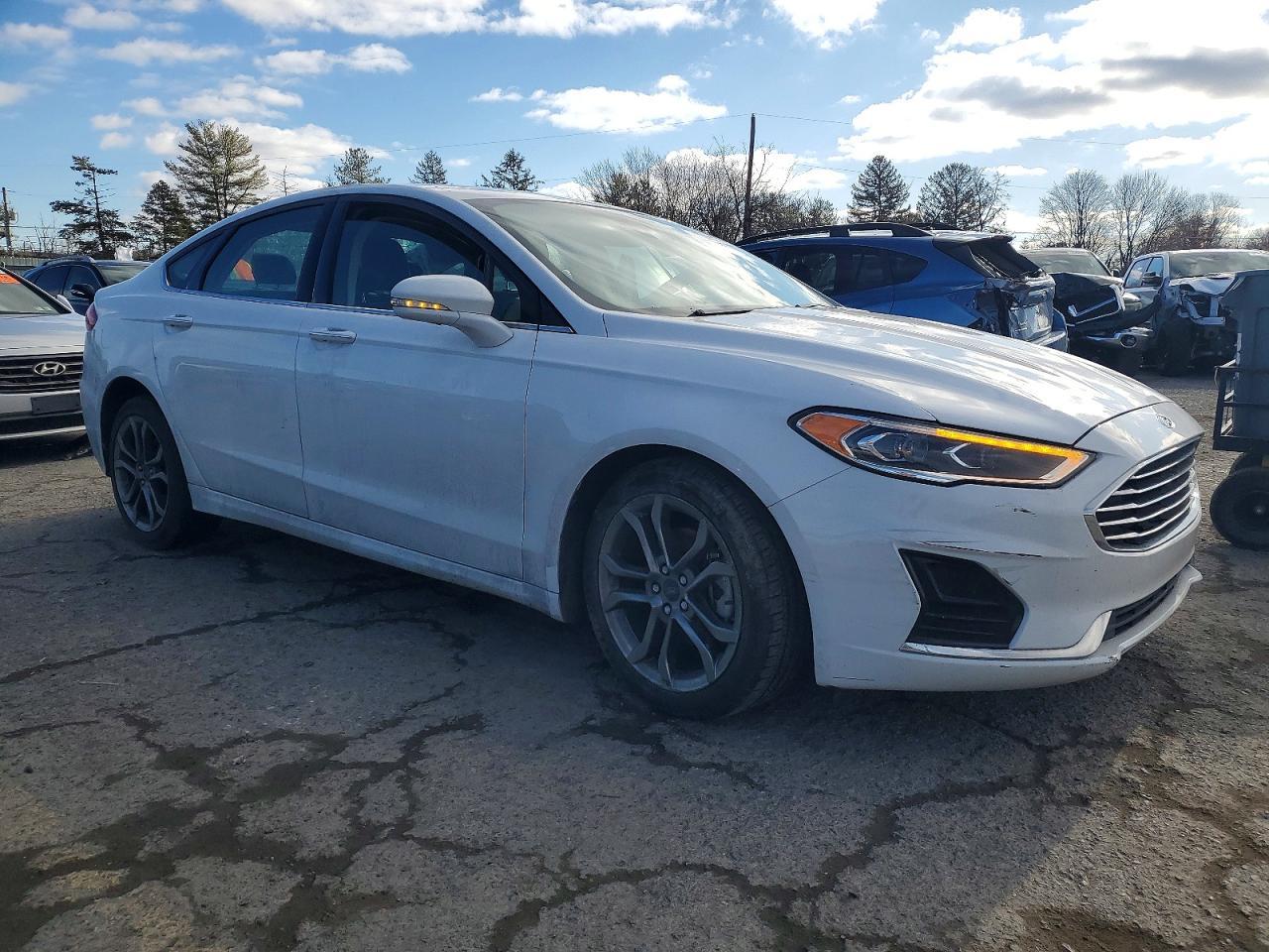 2020 Ford Fusion Sel - Фото 4