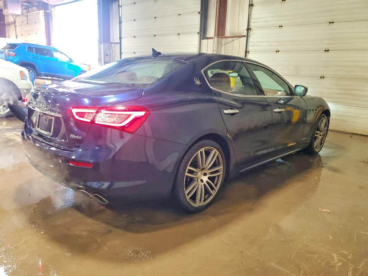 2019 Maserati Ghibli S - Image 3