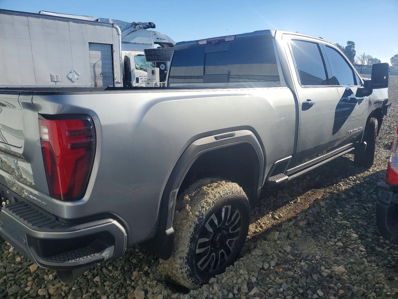 2025 GMC Sierra K3500 Denali Ultimate - Фото 3
