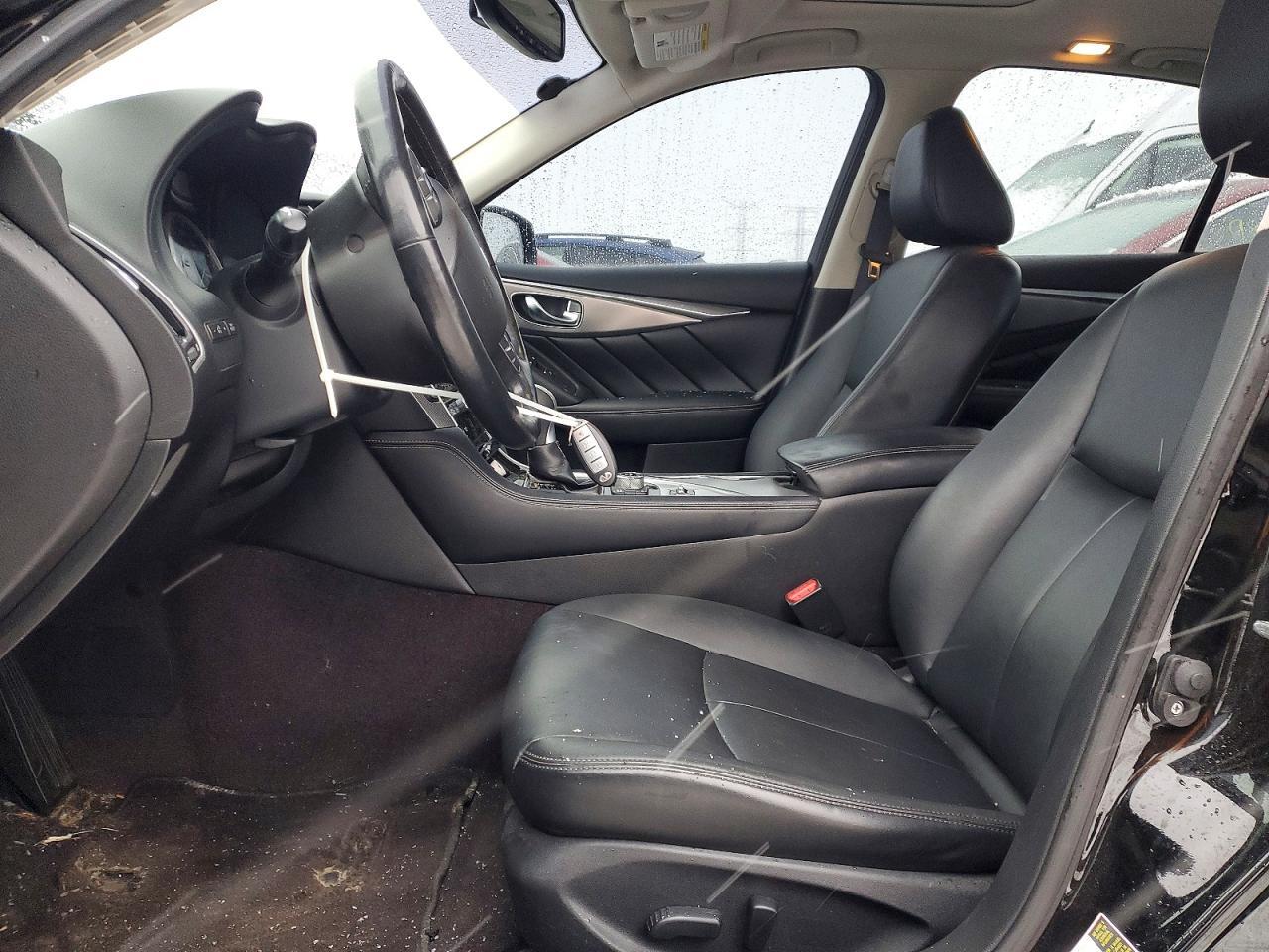 2015 Infiniti Q50 Premium - Image 7