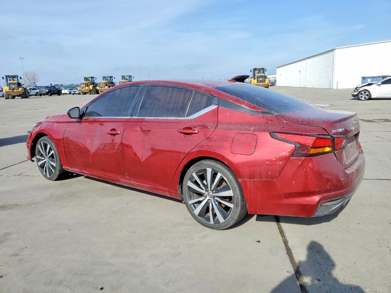 2020 Nissan Altima Sr - Фото 2