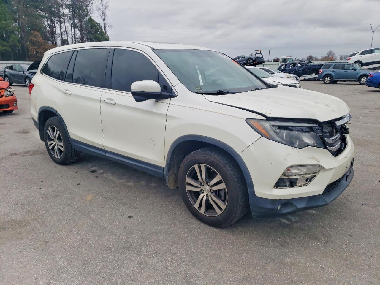 2017 Honda Pilot Exl - Image 4