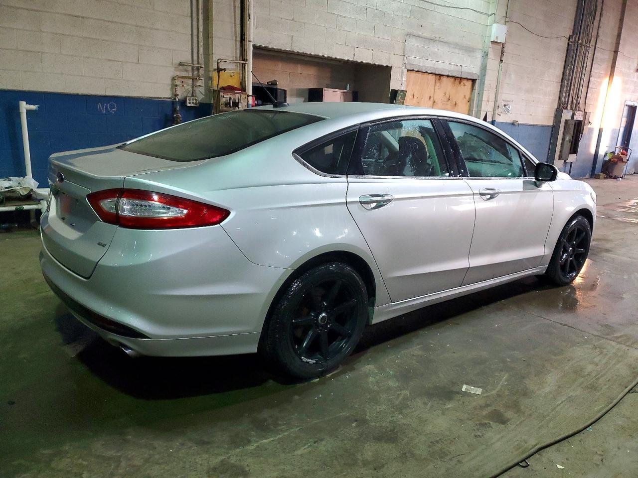 2014 Ford Fusion Se - Image 3