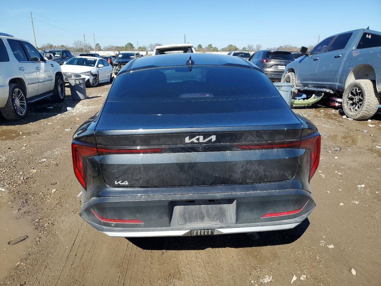 2025 Kia K4 Ex - Image 6