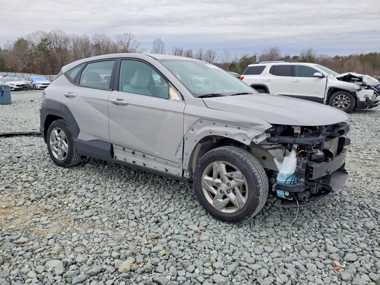 2024 Hyundai Kona Se - Image 4