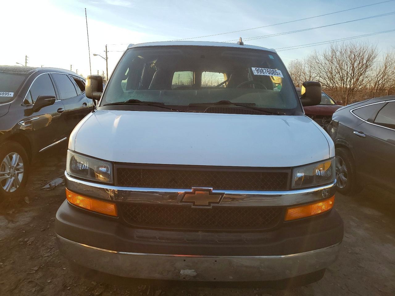 2017 Chevrolet Express G3500 Lt - Фото 5