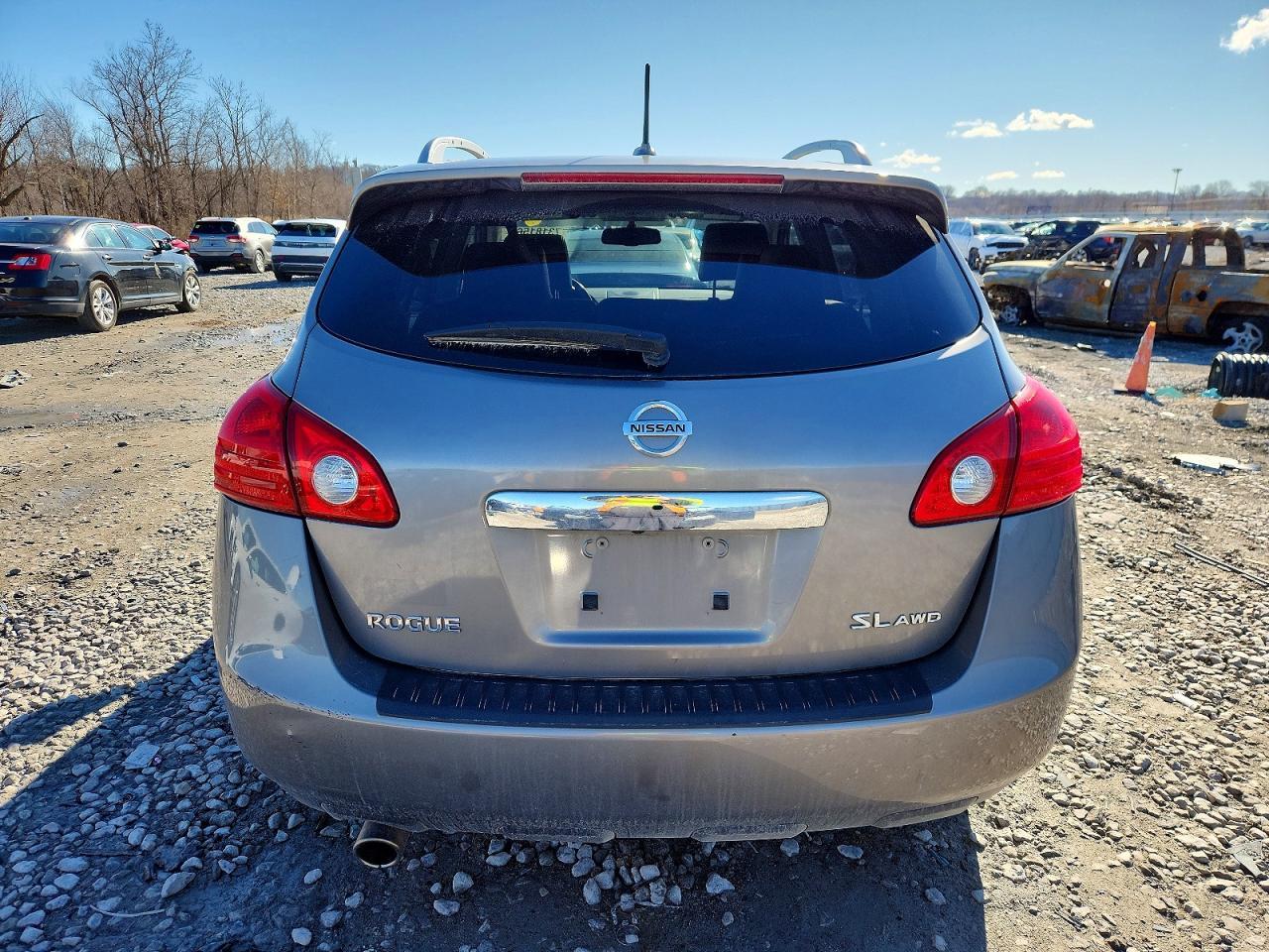 2013 Nissan Rogue S - Фото 6