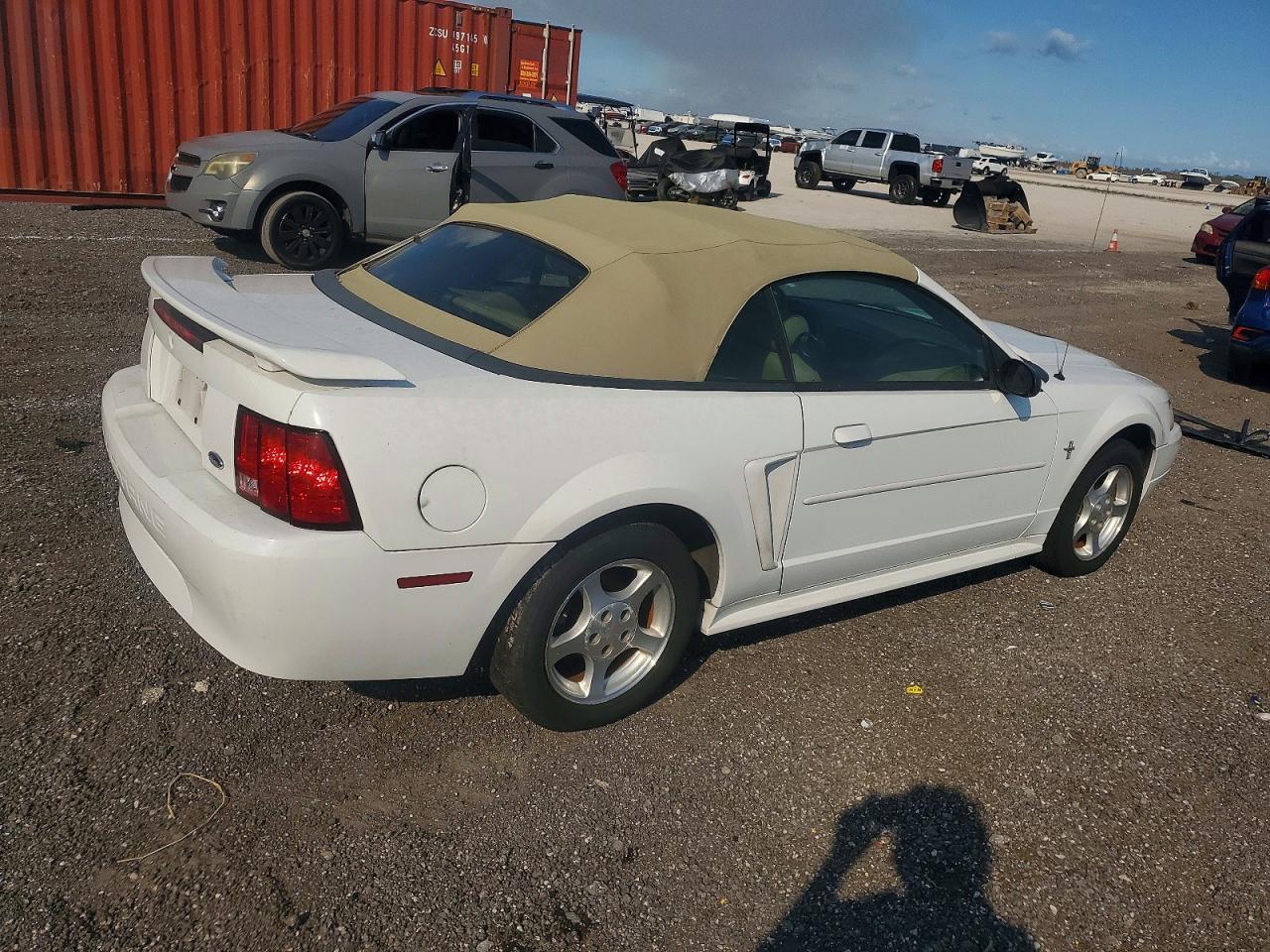 2003 Ford Mustang - Фото 3