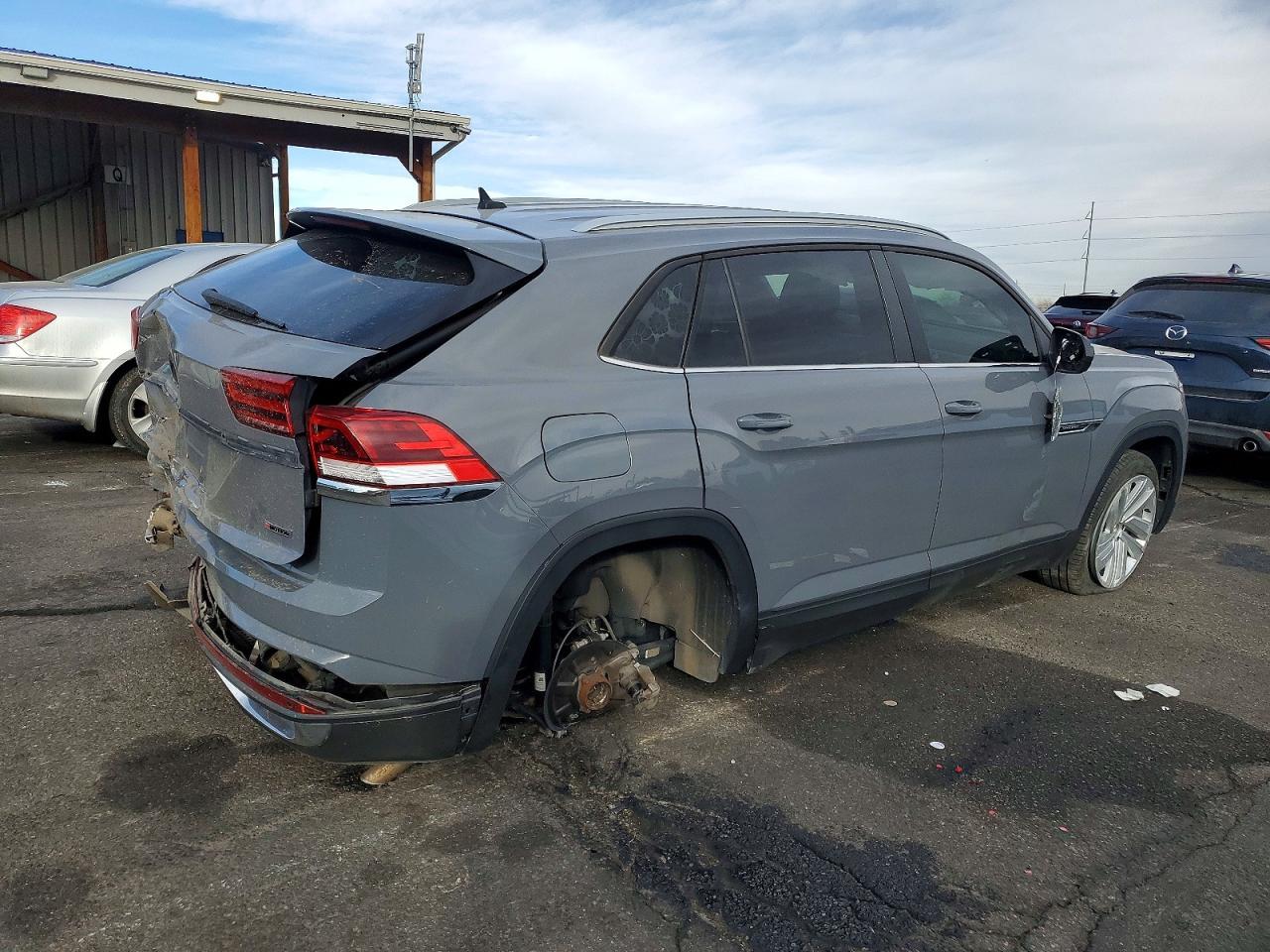 2021 Volkswagen Atlas Cross Sport Se - Фото 3