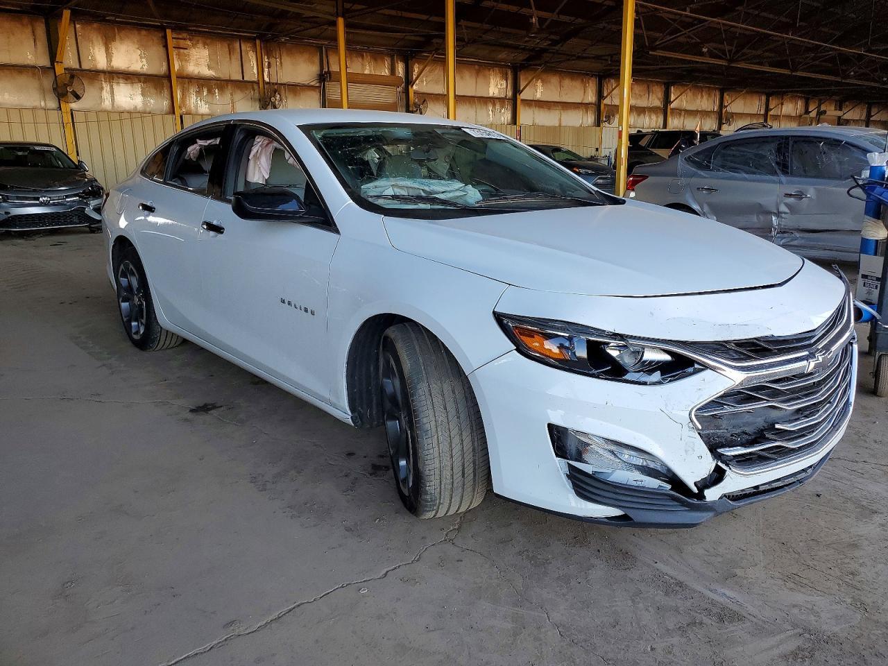 2022 Chevrolet Malibu Lt - Фото 4