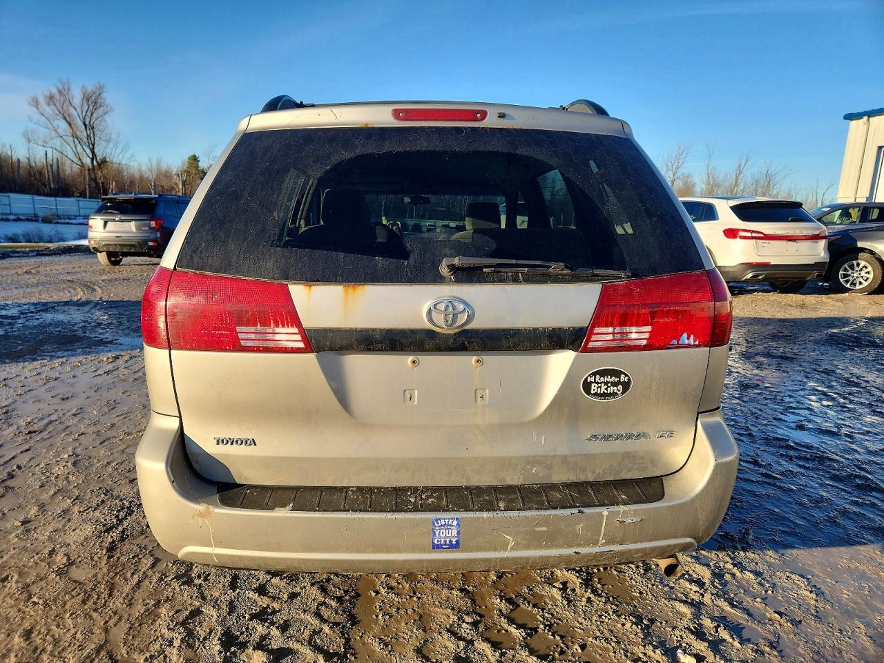 2005 Toyota Sienna Ce 7 Passenger - Image 6