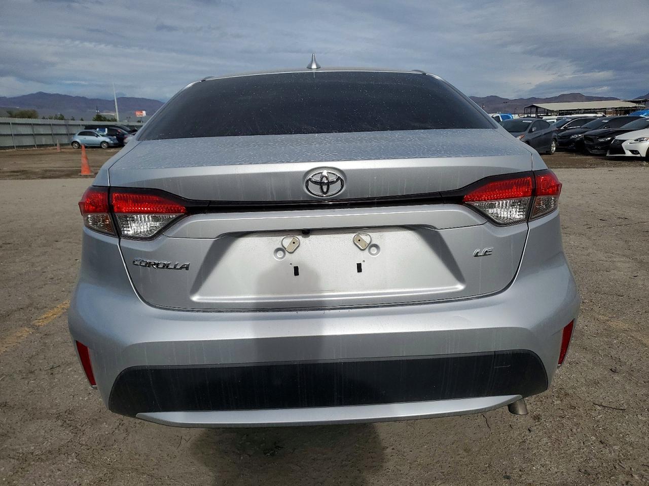 2022 Toyota Corolla Le - Фото 6