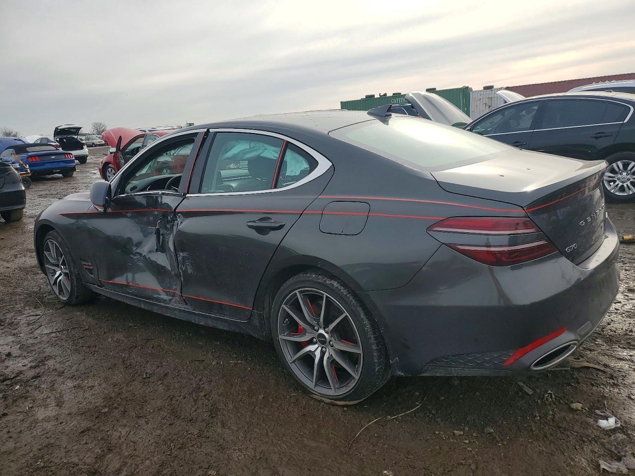2025 Genesis G70 - Фото 2