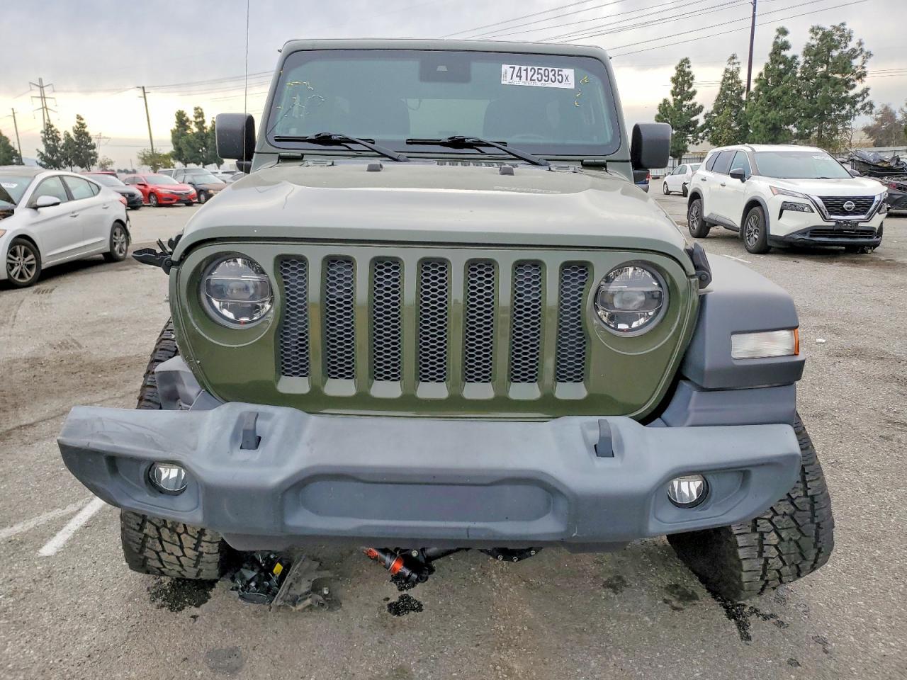 2020 Jeep Wrangler Unlimited Sport - Фото 5