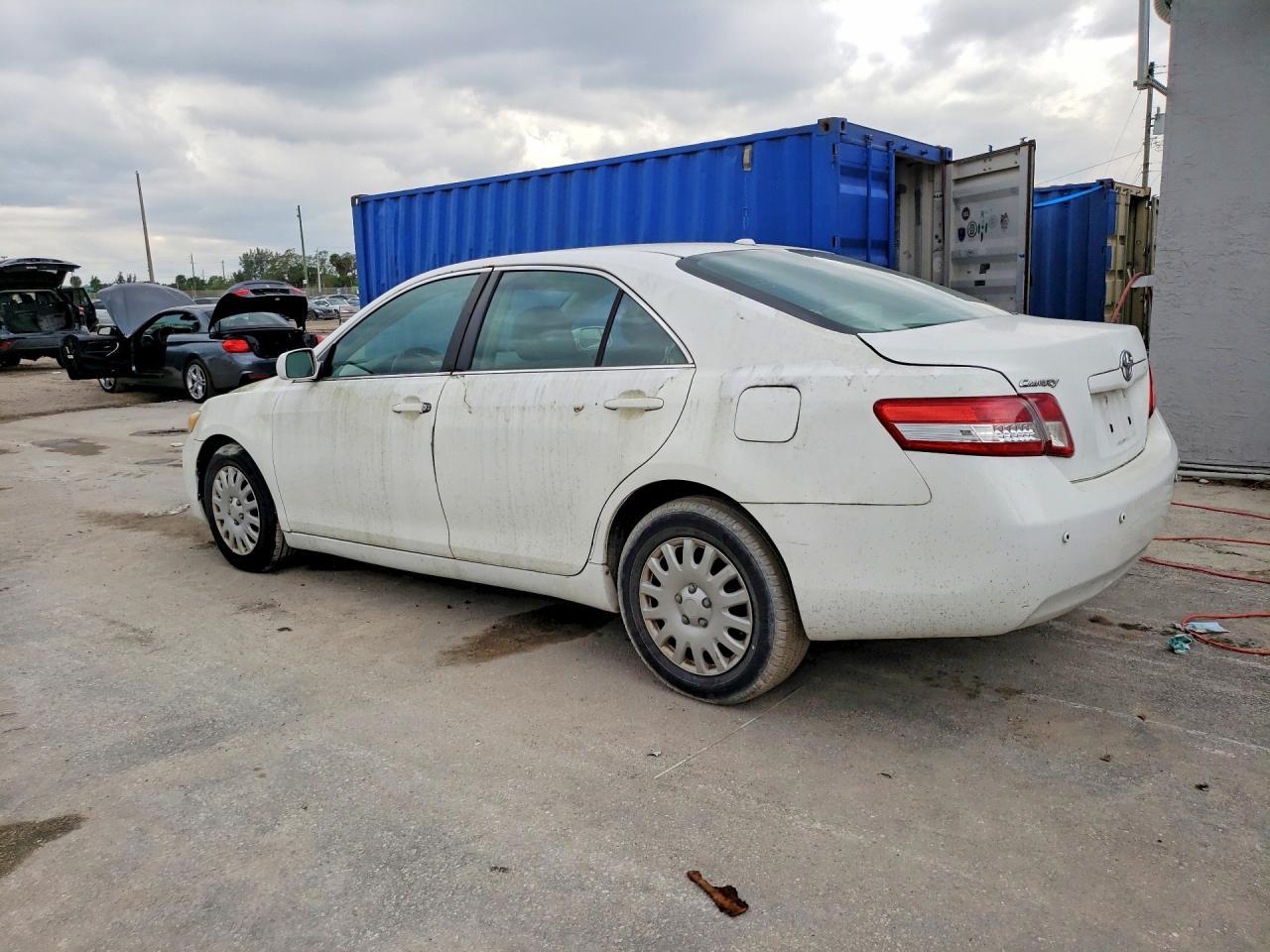 2010 Toyota Camry Base - Image 2