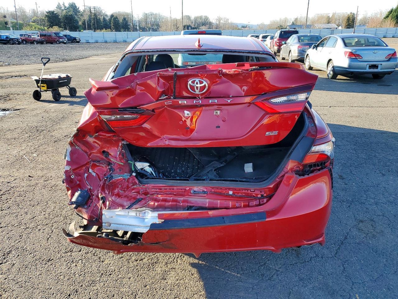 2022 Toyota Camry - Фото 6