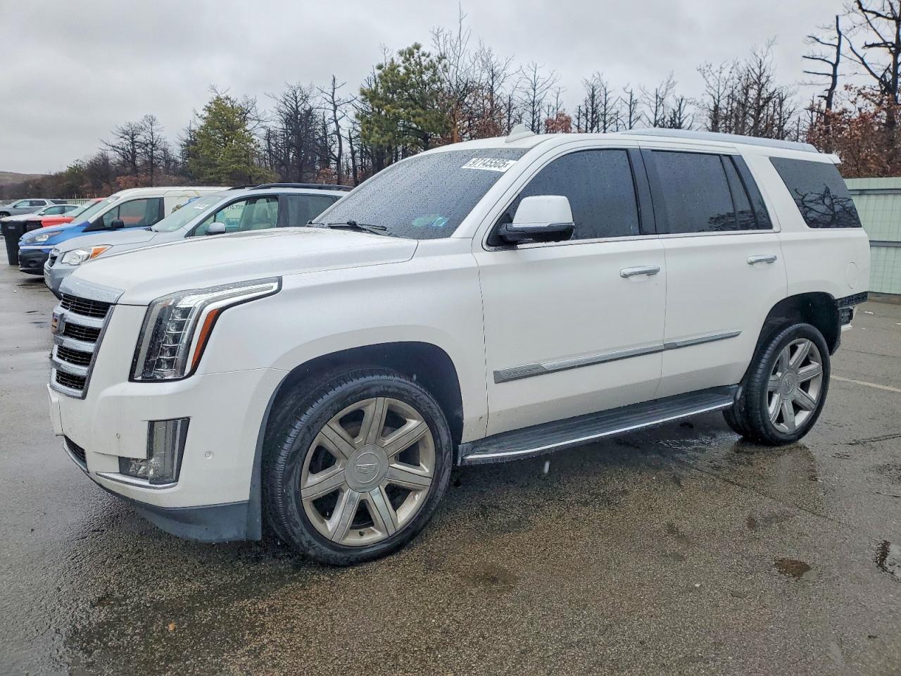 2018 Cadillac Escalade Luxury