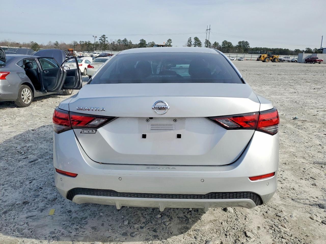 2020 Nissan Sentra S - Image 6