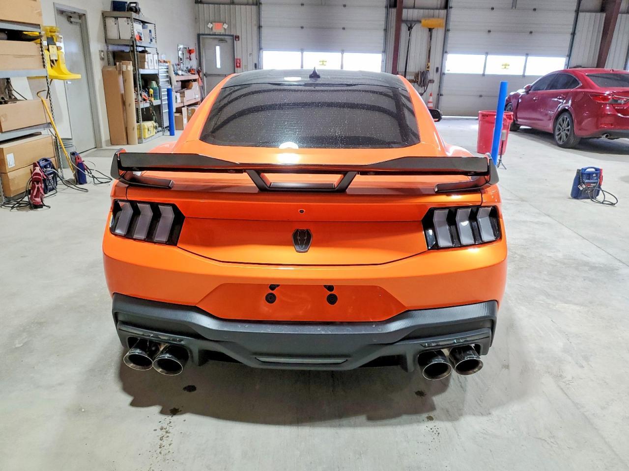 2024 Ford Mustang Dark Horse - Image 6