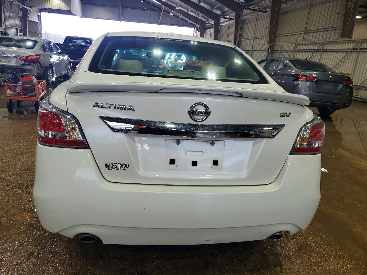 2015 Niss Altima 2.5 - Фото 6