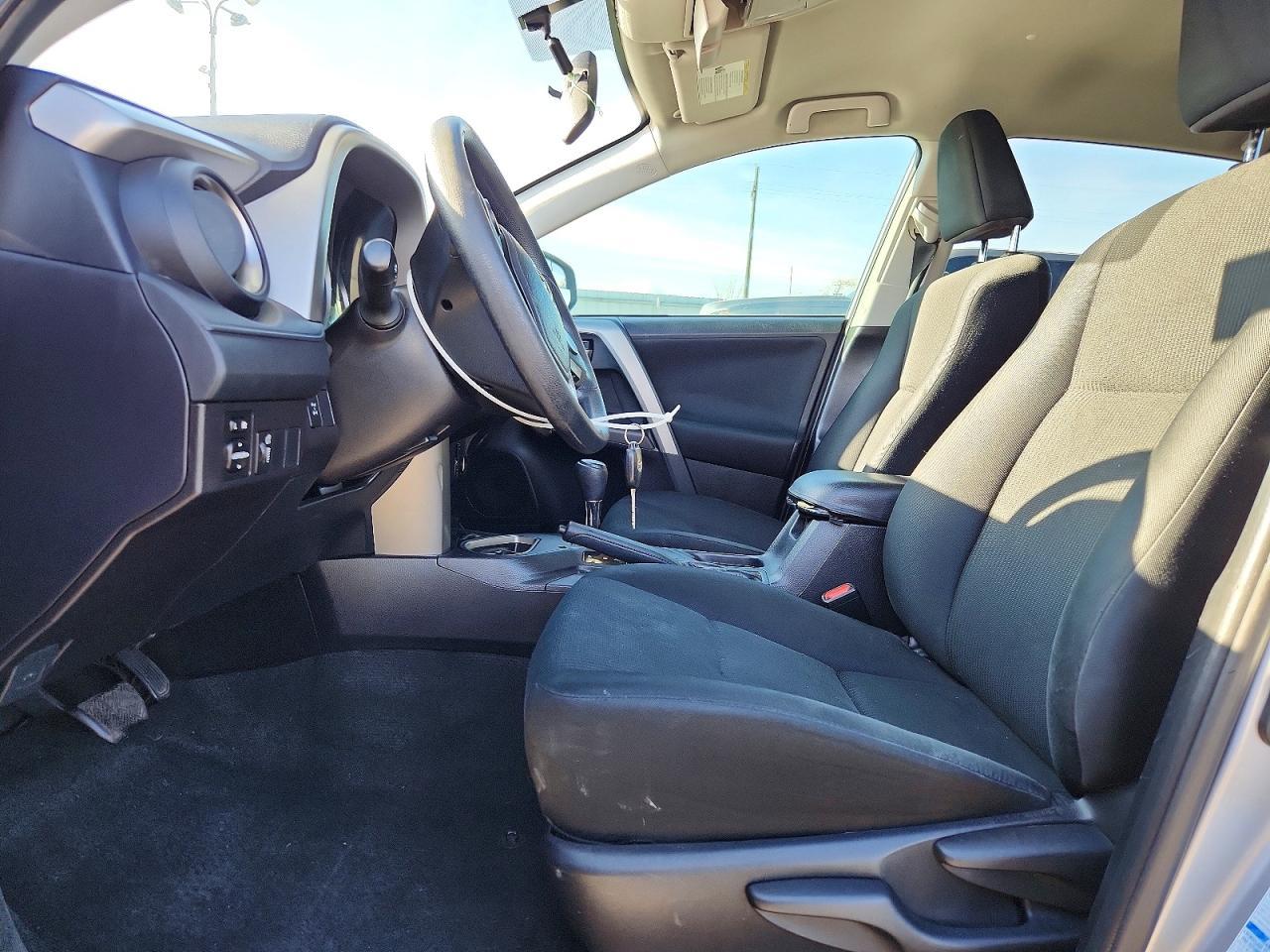 2016 Toyota Rav4 Le - Image 7