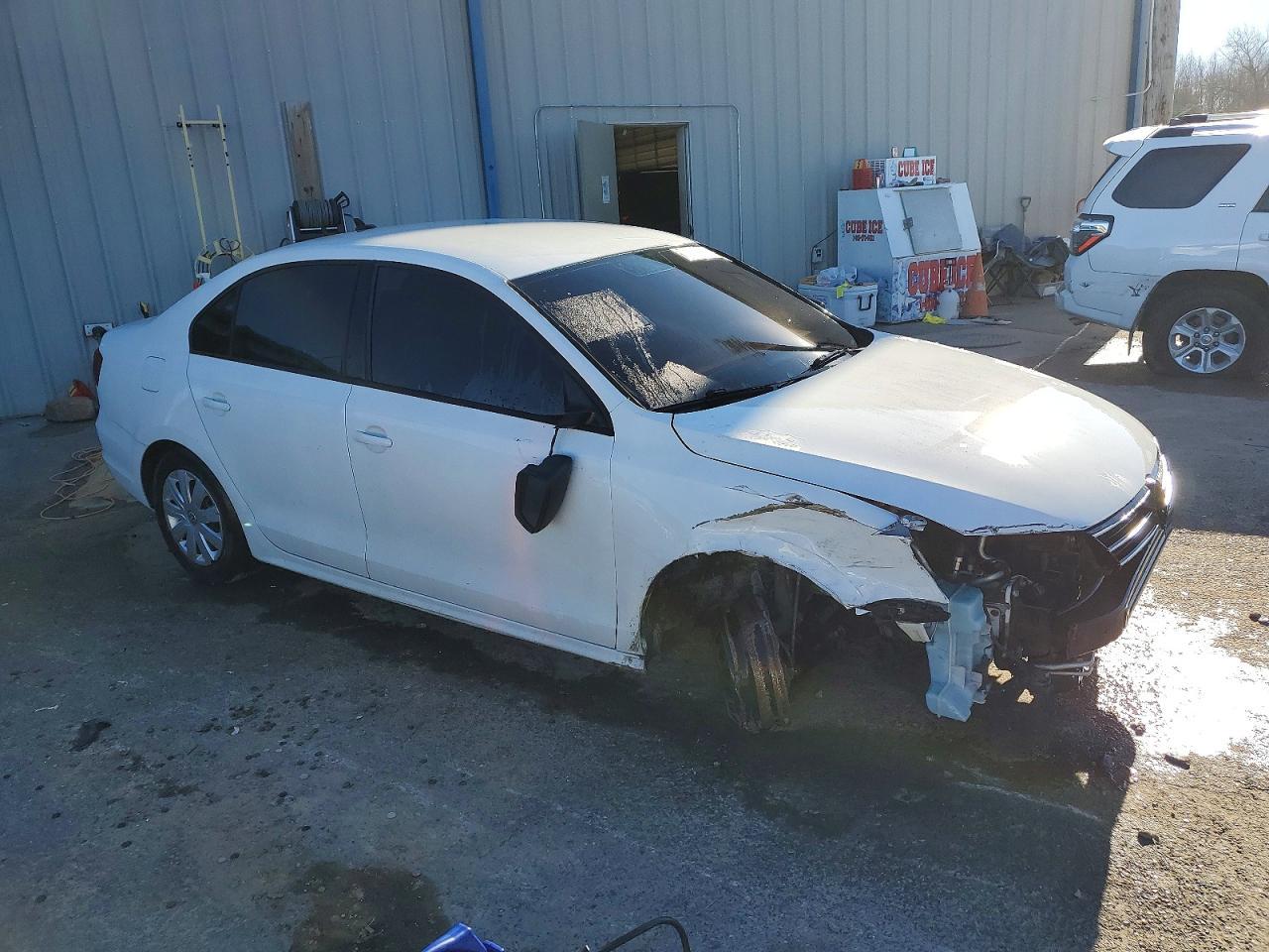 2016 Volkswagen Jetta S - Фото 4