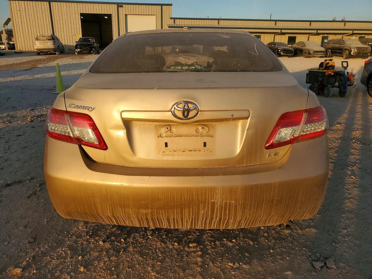 2010 Toyota Camry - Image 6
