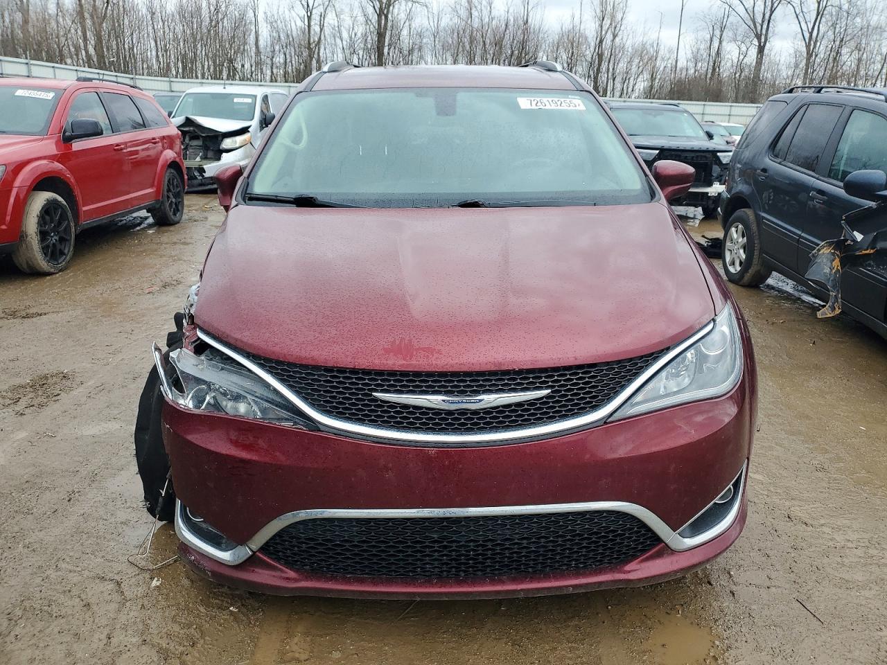 2017 Chrysler Pacifica Touring L Plus - Image 5
