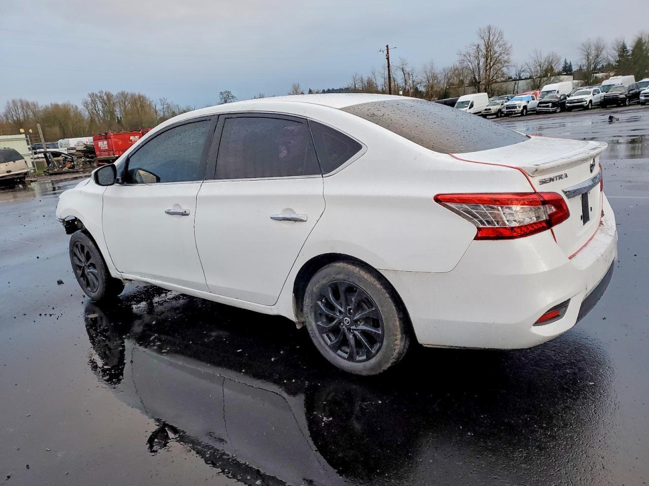 2017 Nissan Sentra S - Фото 2