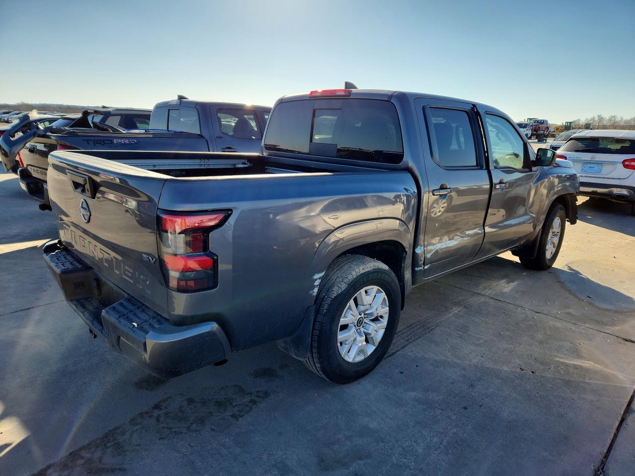 2023 Niss Frontier Sv - Image 3