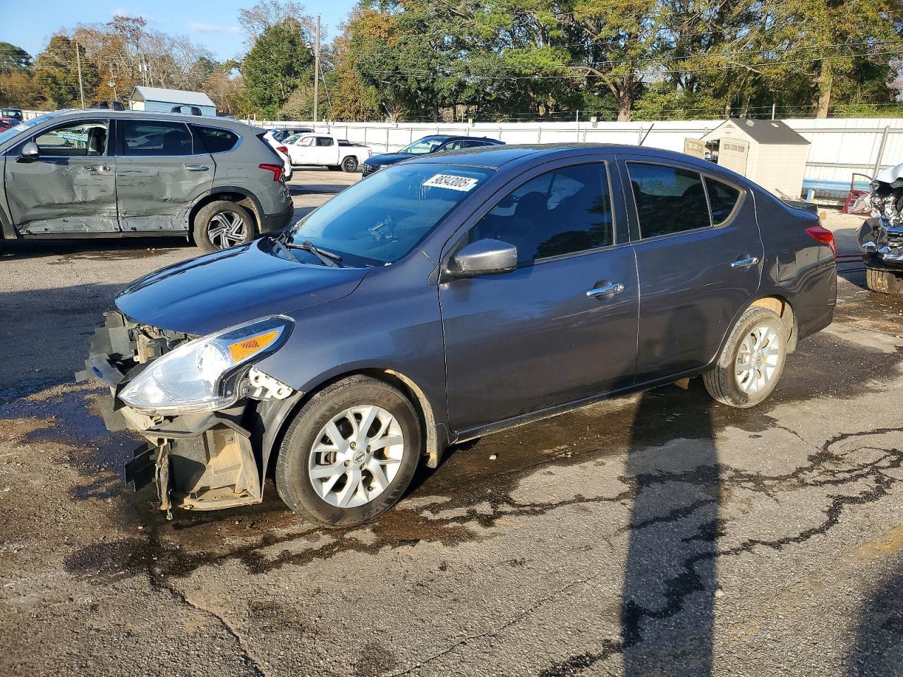 2019 Nissan Versa Sv