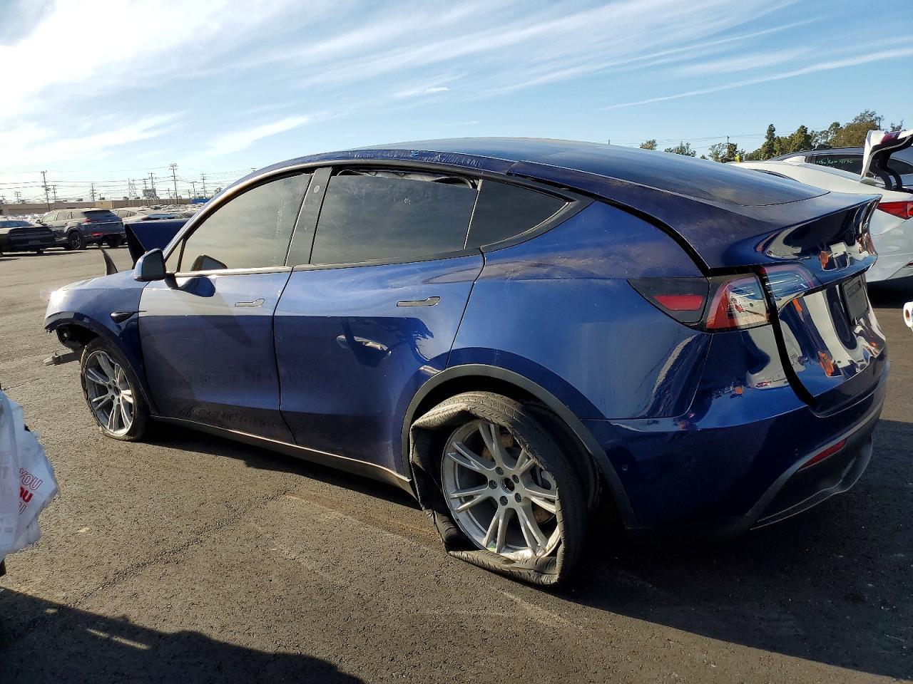 2022 Tesla Model Y - Image 2