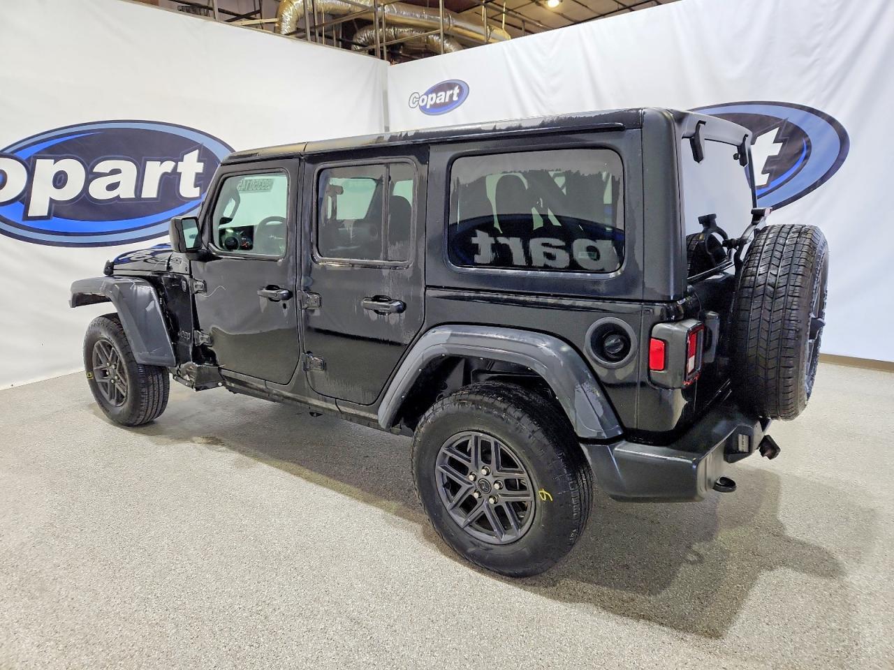 2024 Jeep Wrangler Sport - Фото 2