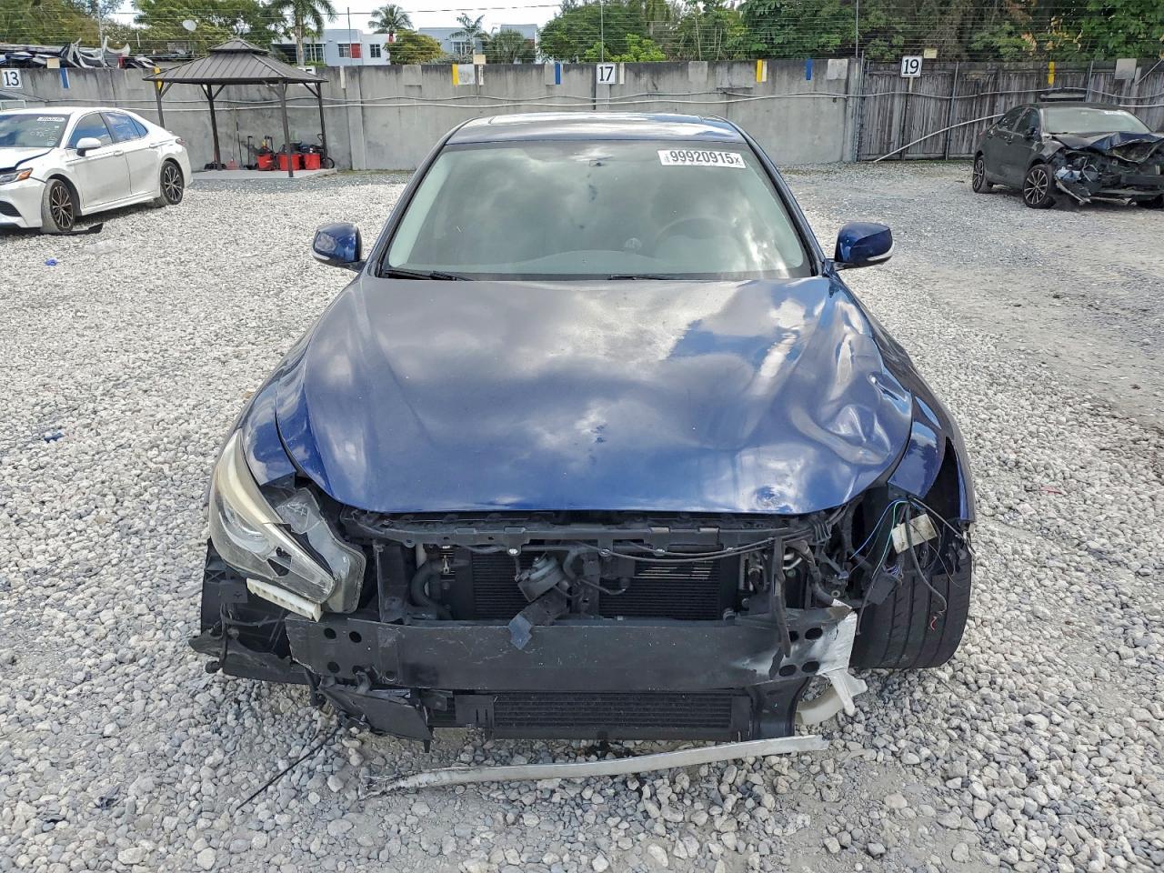 2018 Infiniti Q50 Luxe - Image 5