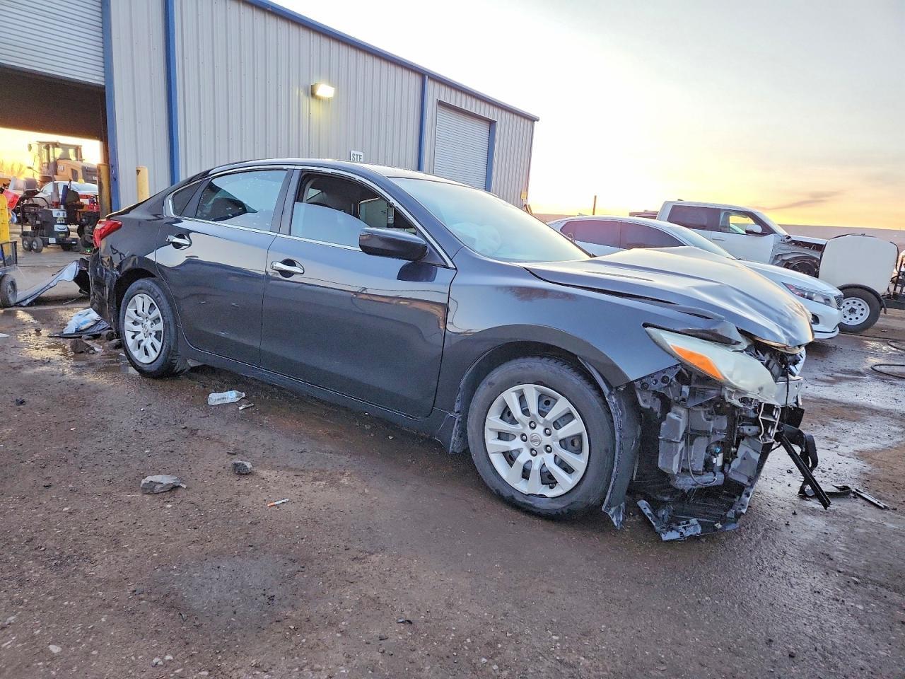 2016 Nissan Altima 2.5 - Фото 4