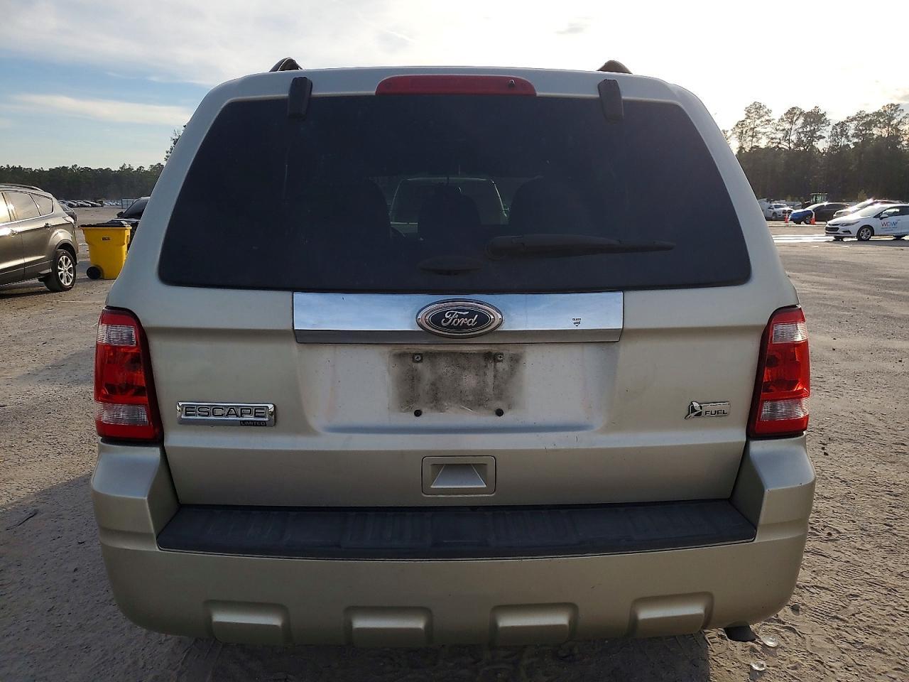 2012 Ford Escape Limited - Фото 6