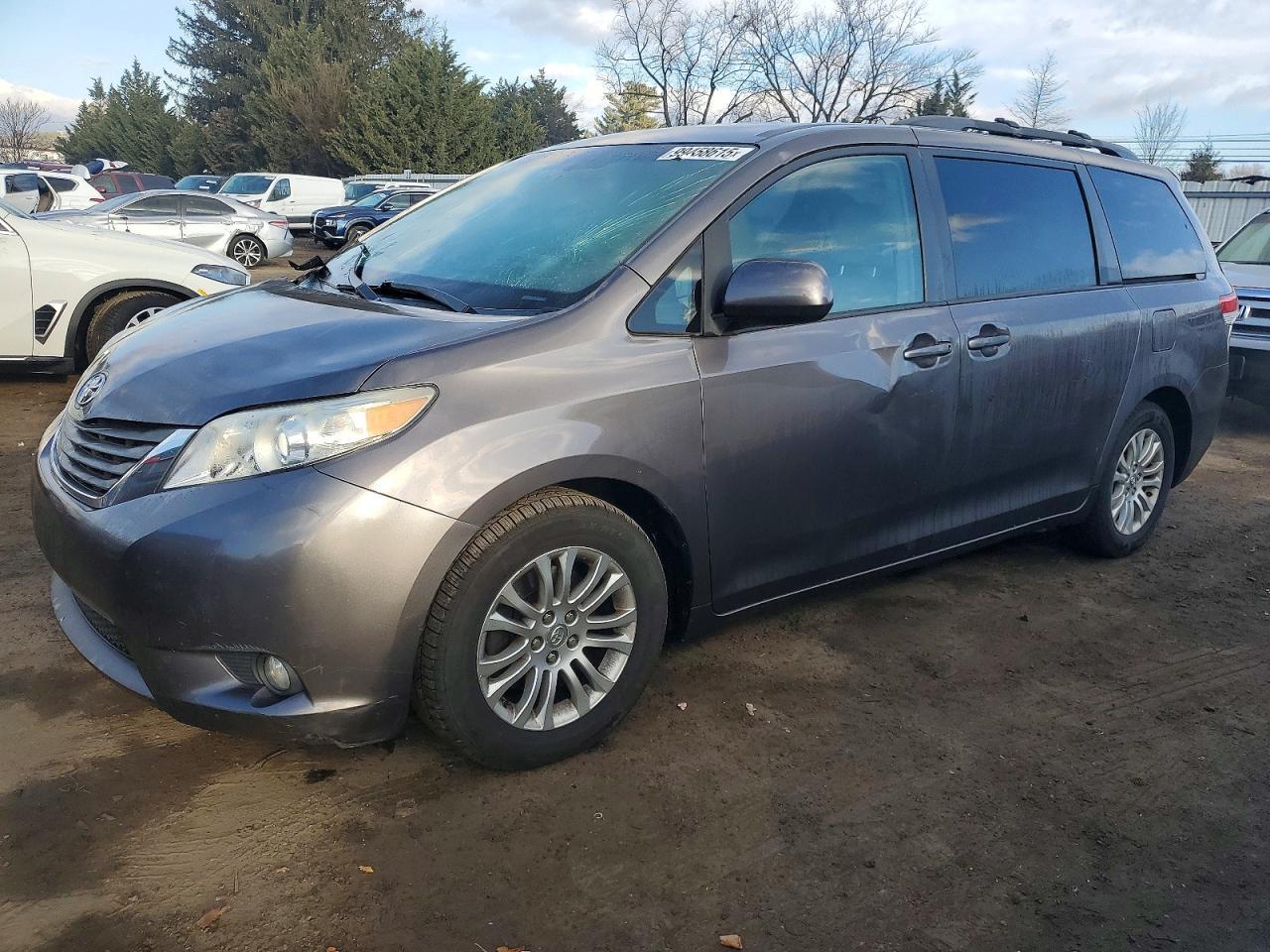 2011 Toyota Sienna Xle